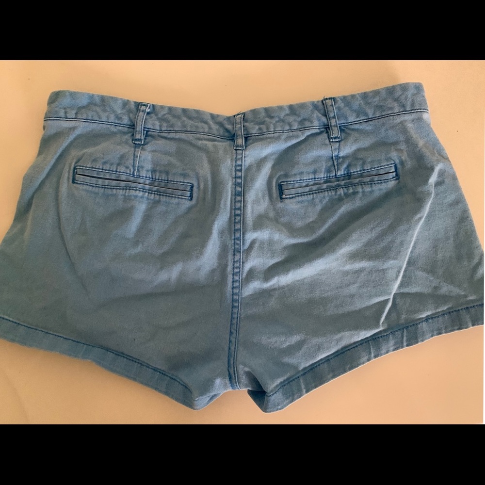 Express shorts - Picture 2 of 3